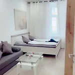 King Studio 3P Wl