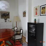 Klimatisiertes 3 Zimmer Appartement Mit Terrasse