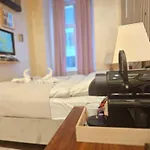 Urban Boutique Hotel