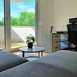 Near Lake Gorgeous Apartment With A Balcony