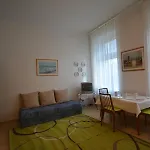 Vienna Holiday Apartments