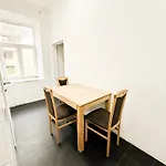 Cozy Rooms In Brigittenau Area Mm7