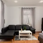 Schoenbrunn Palace Apartments Free Parking And 24H Check-In