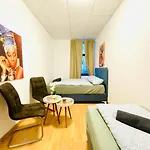 Comfortable Room In The 23Rd District Of Vienna Fr3