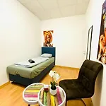 Comfortable Room In The 23Rd District Of Vienna Fr3