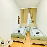 Comfortable Room In The 23Rd District Of Vienna Fr4