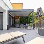 Luxury Vienna 6Br Villa With Private Pool & Sauna - Pets Allowed