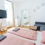 Vienna City Apartment Erlachgasse