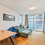 Vienna Sky Apartment I Rooftop Pool I Netflix