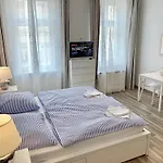 FARMER\'S MARKET Apartments Vienna