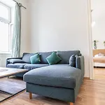 Timeless Vienna: 2Br Apt In The Historic District