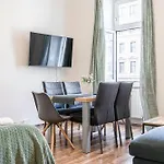 Timeless Vienna: 2Br Apt In The Historic District