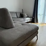 Gemuetliche 2- Zimmer Apartment Nahe Neuen Donau