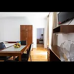 Crystal Apartment Vienna