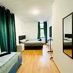 Comfortable Room In The 23Rd District Of Vienna Fr2