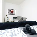Modern Apartment In Millennium City Area