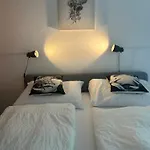 Apartment Mit Logia Und Kleinen Garten In Zentraler Lage 2