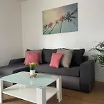 90 M2 Central Apartment With Balcony