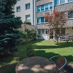 Bezauberndes Studio Mit Privatem Garten