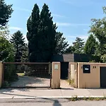 Big Quiet Villa With Garden And Pool