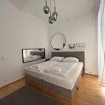 Luxury Cityapartment 5