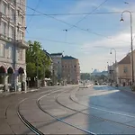 Suesses Apartment Naehe Volkstheater