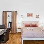 Am Tabor Apartment
