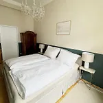 Neue, Gross & Gemuetliche Wohnung Mit Toller Anbindung