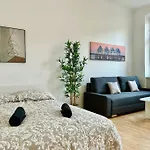 Cosy Studio With Terrace
