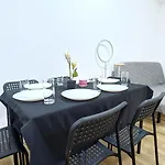 Spacious Apartment In A Lively Area