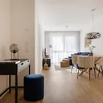 Coho City Apartments Mit Hauseigener Tiefgarage