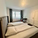 Luxury Living First District