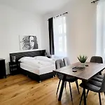 Neulerchenfelder City Apartment Vienna