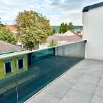Modern Stylish & Spacious Apartment With Balcony