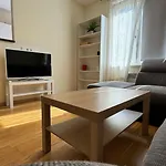 City Home Stay- 8 Min To City Center