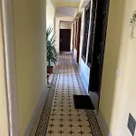 Apartment Saturn
