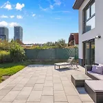 Vacation Home In Prater - Central, Garden And Sauna