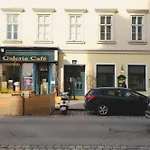 Design One Bedroom Apartment In Vienna