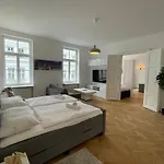 Apartments 4 You Red Star 8