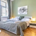 Lovely Rooms Shared Apt At Prime Vienna Location For Longstays