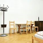 Chic Apartment - Near U3 Metro