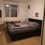 Vienna Danube Garden Apartment 22