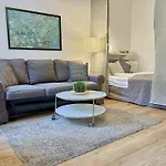 Luxurious And Bright, 5 Min To City Center