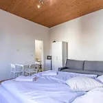 Prime Studio Getaway With Easy Access