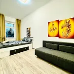 Comfy 3Br In A Shared Apt, 10Min To Fac Platz