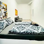 Comfy 3Br In A Shared Apt, 10Min To Fac Platz
