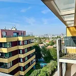 115 M2 Maisonette With Free Parking