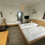 Pension Lizzi