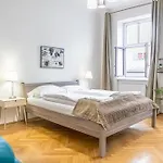 Comfortable 2Br Apt.-Near Wiener Stadthalle