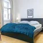 Elegant 2Br Apt.@Wiener Stadthalle/Central Located